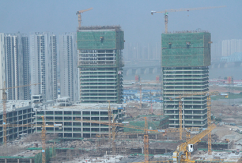 主市场北区C1C2两栋写字楼主体结构已顺利封顶。