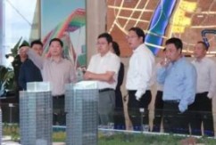 靖安县委书记田辉参观考察新洪城大市场项目