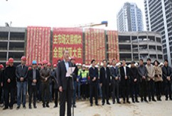 新洪城大市场市场交易区全部封顶