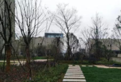 对洪大·赣江城1期业主们来说，交房的日期日益临近，这可比对太阳的执着来得更为猛烈。