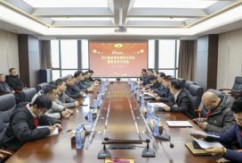 会上，支部副书记郑建辉同志还带领全体与会人员认真学习了中国共产党党史，