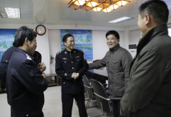 洪大集团年前走访，将关爱进行到底