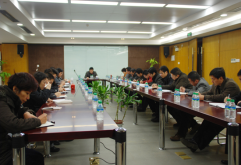 洪大集团召开总经理办公扩大会议