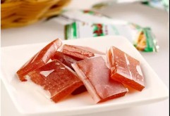 随着生活水平的提高，国内外贸易自由往来，如今市面上的零食品类可谓琳琅满目，