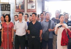 9月19日，南昌市商务局副调研员彭望元带队组织基层党组织党支部书记及其党务工作者一行60余人莅临我司参观考察党建工作