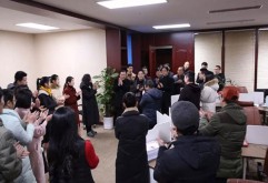 在走访中，陈总对集团员工在2018年的努力拼搏表示感谢，并代表集团向大家拜年