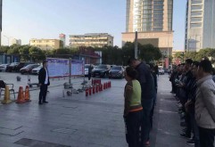 要对消防安全工作常抓不懈、加强宣传