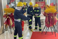  春节即将来临，作为省市应急保供重点企业，集团高度重视春节期间安全生产工作，积极部署，全力保障市场安全、稳定、繁荣运行。根据集团要求，近日，物业公司、名优商管公司等单位开展了以消防安全为主题的专项行动。