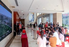 打响新市场招商发展专项行动第一枪 服装区五楼童装业态调换铺活动圆满完成