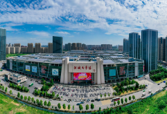 划行规市 招大引强 | 新洪大打造特色业态集群显成效