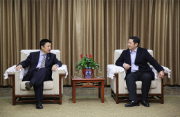 加强银企战略合作，助推新洪城大市场升级改造进程 ——中国银行江西省分行行长张东向一行考察江西洪大集团