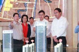 时任南昌市委常委凌卫调研指导新洪城大市场