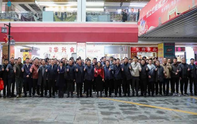 策马扬鞭启新程｜集团总经理龚小萍率队开展新春开工走访慰问