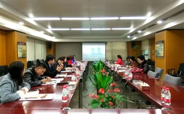 工会新闻|市总工会与集团工会联合开展 “尊法守法·携手筑梦”服务农民工公益法律服务行动座谈会